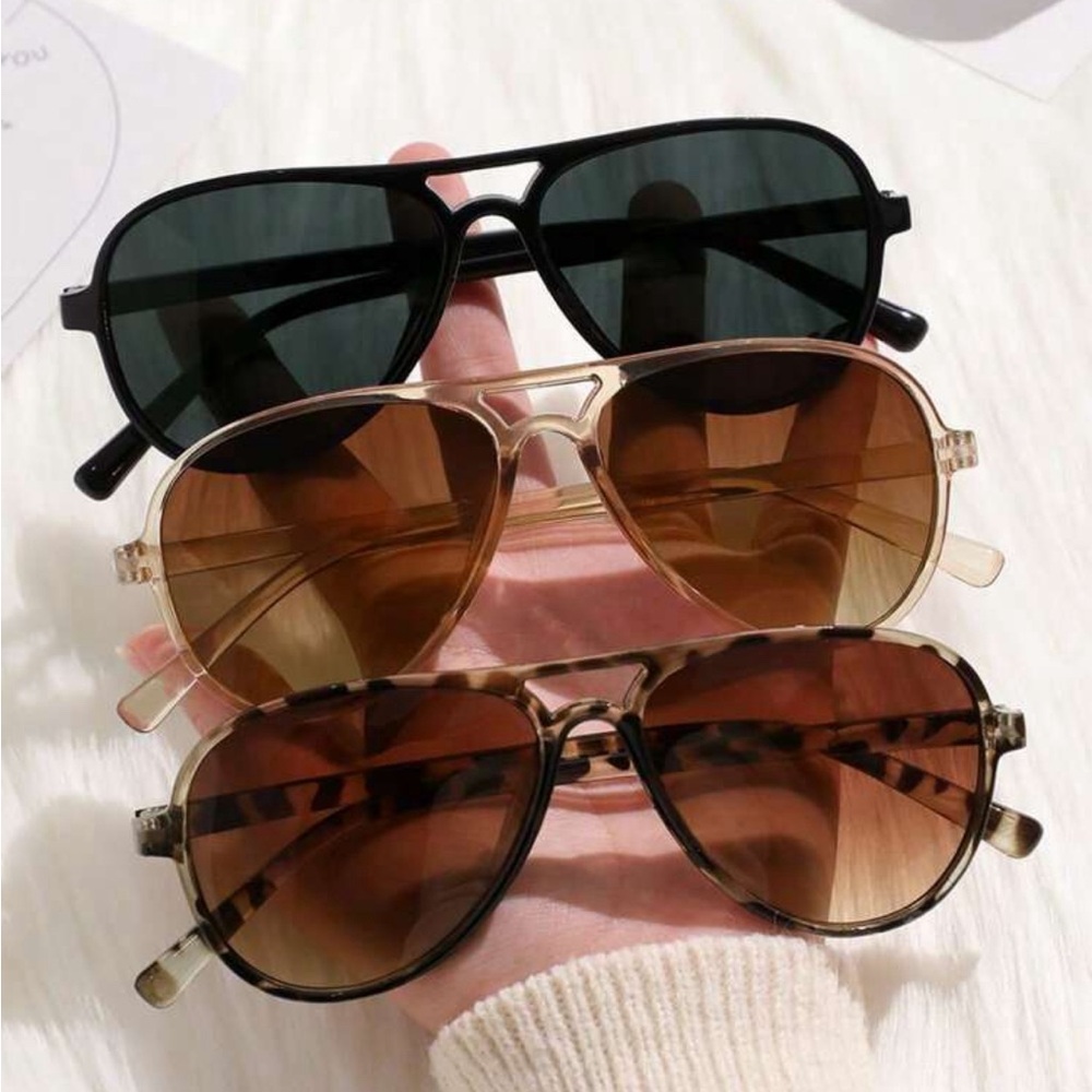Nice New 3 piece set of sunglasses!